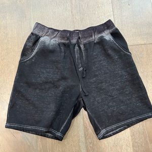 Men sovereign code shorts size M